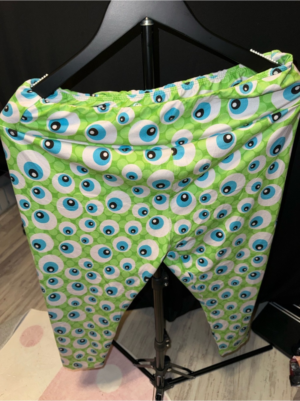 Women’s leggings cropped eye balls Pixar Charlie’s project leggings TC 16-22